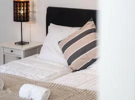 Modern Studio in the Heart of Linné, Walk to Haga