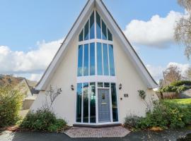 Lady Of Lourdes，位于惠特彻奇的酒店