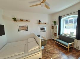 Studio 2 - Apartments am Schloss, ξενοδοχείο σε Oberschleißheim