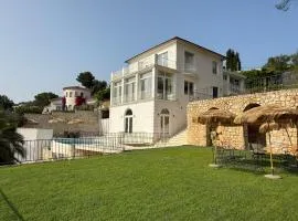 Grande villa, 6 chambres, vue mer, montagne & ville de Cannes