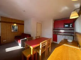 Appartement 6 pers, Plagne 1800, avec parking et accès piscine - FR-1-351-261