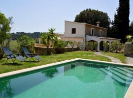 Encantadora finca con piscina en la naturaleza, hotel u gradu Selva
