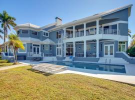 Oceanside Fort Myers Luxury! Pool, Terrace and Views, hotel v destinácii Iona