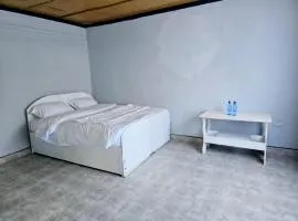 Tunda Paradise Motel & Gardens