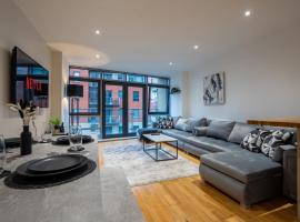 Spacious 2BR Apt - City Centre - Balcony - Parking, Hotel in Central Station