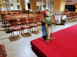 Rusty Rock Beach Resort & Spa