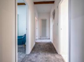 Pam's Place - Uk50583, hotel in Bickenhill