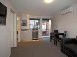 Ulster Courtyard Motel, hotel a Hamilton