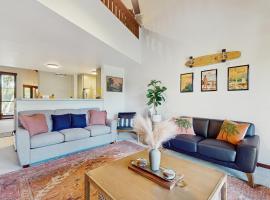 Waikomo Stream Villas 131, hotel in Koloa