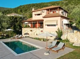 AVLEMONAS Nature Retreat View to Lefkada