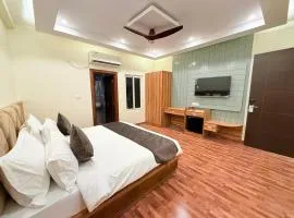 The Prominence Hotel Greater Noida