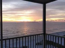 Irresistible Beach Life, Spectacular Sunsets - FMB - Condo Sunset Vista - Roelens