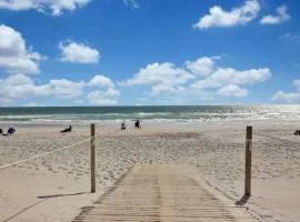 The Black Pearl - Steps to the Beach, Modern Home, and Ocean Views