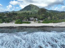 Mahana Tua Lodge Huahine, hotel en Puahua
