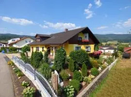 Komfortable Ferienwohnung Mit Garten Und Grill