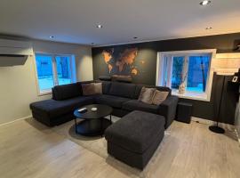 Private house in Orkanger, 35 minutes from Trondheim, hotel in Orkanger