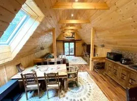 Jánošíkův pramen - celá horská wellness chata