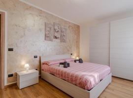 Nel Cuore della Reggia x4 e Parking, hotel in Venaria Reale