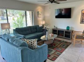 Rancho Mirage Gem! 90 day-bookings only, hotel in Rancho Mirage