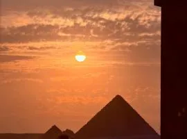 Aida of pyramids view hotel