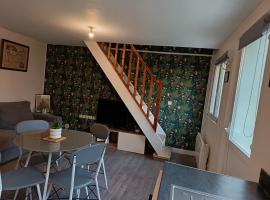 Charmant petit logement, hotel en Bayeux