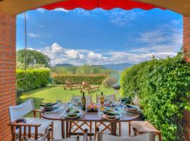 Miralago Lake View & Private Garden - Happy Rentals，位于伊斯普拉的酒店