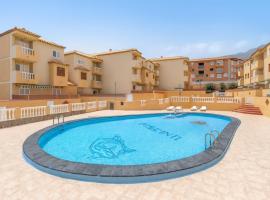 Paradise Caletillas BeachFront Duplex with Pool & Parking、カンデラリアのホテル