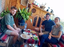 اربد ام قيس طريق درب الاردن, pet-friendly hotel in Umm Qays