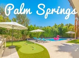 The Palm Diamond a Luxury Poolside and Golf Oasis