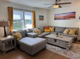 BR with Private Pool Near Downtown & Beach