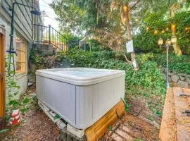 Hot Tub, Trails and Tranquil Views! Cozy SeaTac Spot