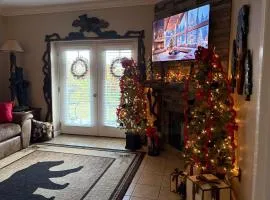 Sleepy Bear Getaway condo