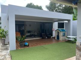 Villa Olivia suit, lodge en Aguadulce