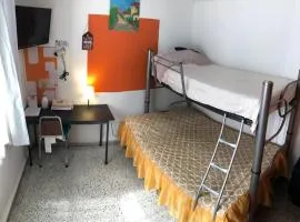 Private room with air conditioning in Downtown Office Parking