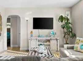 Private 5BR Oasis with Pool Near Clearwater Beach