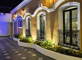 Remfort Hotel Antigua, hotel en Santa Ana