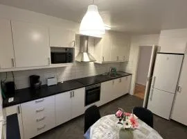 Noah longstay Kungsfågelgatan