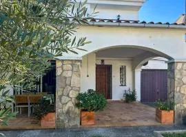 4 Bedroom Lovely Home In Creixell