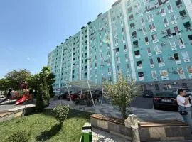 Modern Stylish Living, 1-Bedroom Nearby City Center