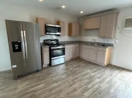 Close to hobby - top floor - minimalist quiet duplex