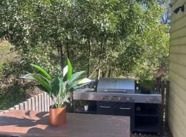 Private Accommodation at the Megaranch、Nyoraのホテル