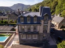 Grande demeure avec piscine couverte et parking pour 15 personnes - FR-1-858-4