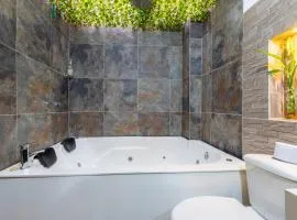 Apartamento con Jacuzzi privado Cerca al Metro y al Mayorca