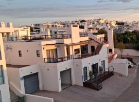 Langebaan Paradise Beach Apartments 4A &4B, hotel in Langebaan