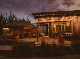 The Green Tent, luxury tent in Matakana