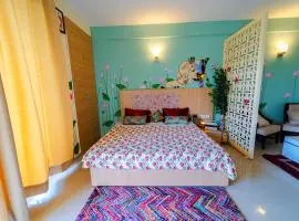 All things Pichwai- Arthouse with stunning balcony