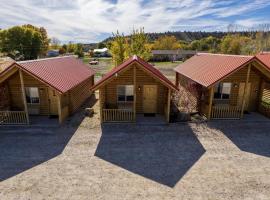 Bryce Canyon Log Cabins, khách sạn ở Tropic