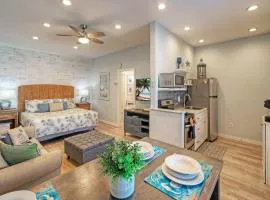 2 Units Beach Boardwalk Pool Pickleball Tennis Island Retreat Complex