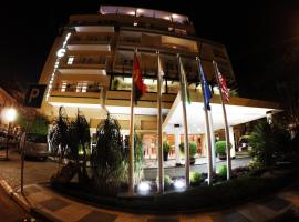 Hotel Continental Luanda, hotel near Quatro de Fevereiro International Airport - LAD, 