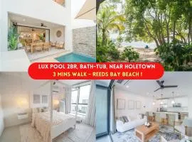 Stylish NEW 2BR Villa with Pool Walk to Beach